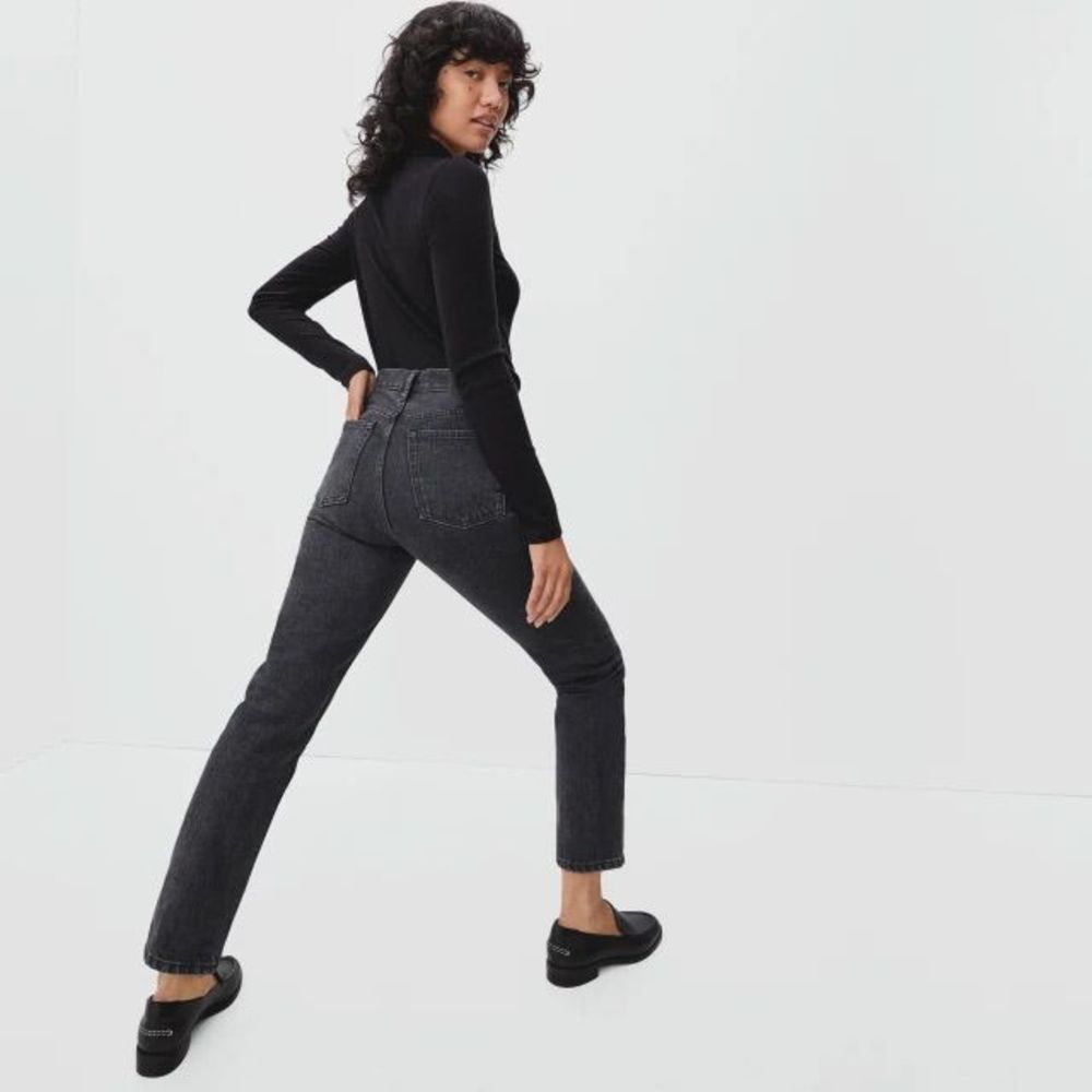 Everlane The ‘90s Cheeky Jean Washed Black Size 27 Ankle